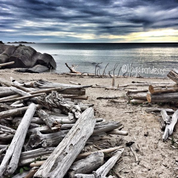 pukawska national park beach hike